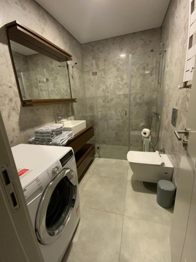 Residence Retro9 B-Blok Atakoey Apart 2 Rooms Wifi Pool Istanbul Ngoại thất bức ảnh